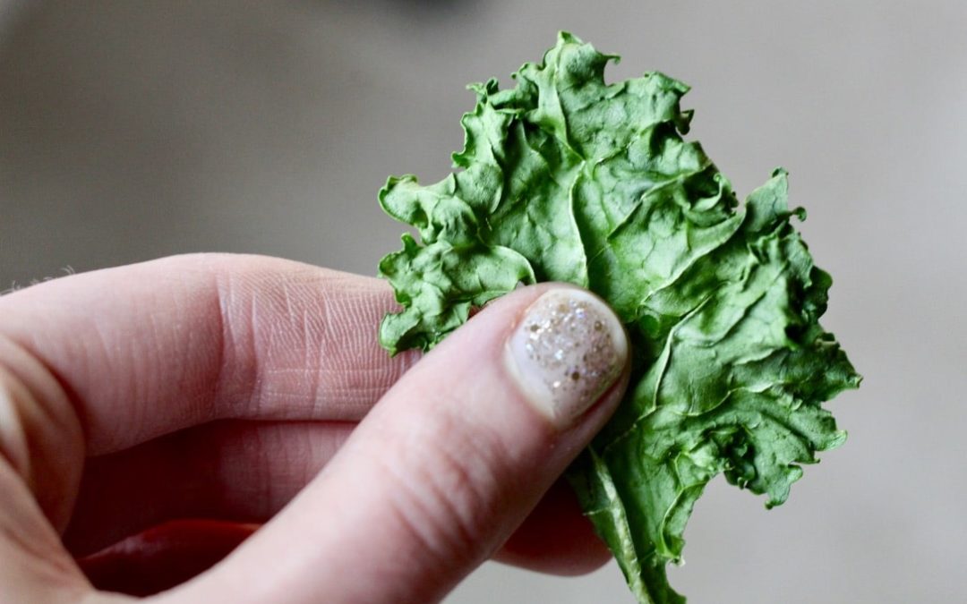 3 Minute Microwave Kale Chips