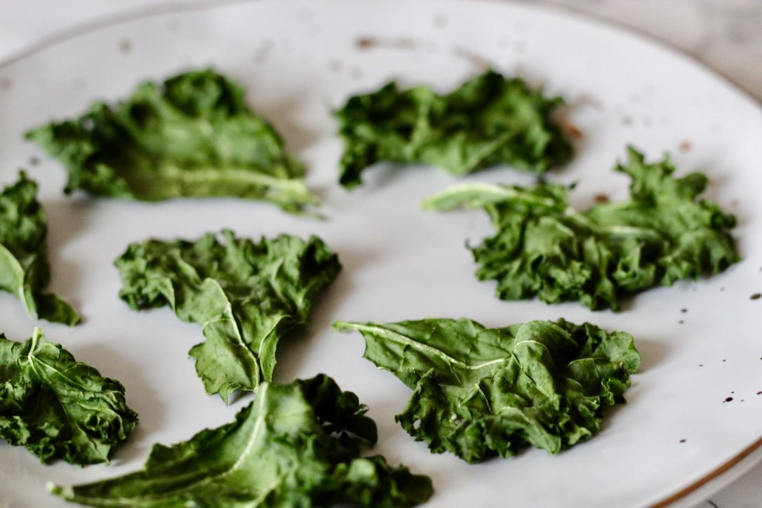 3 Minute Microwave Kale Chips Cheerful Choices
