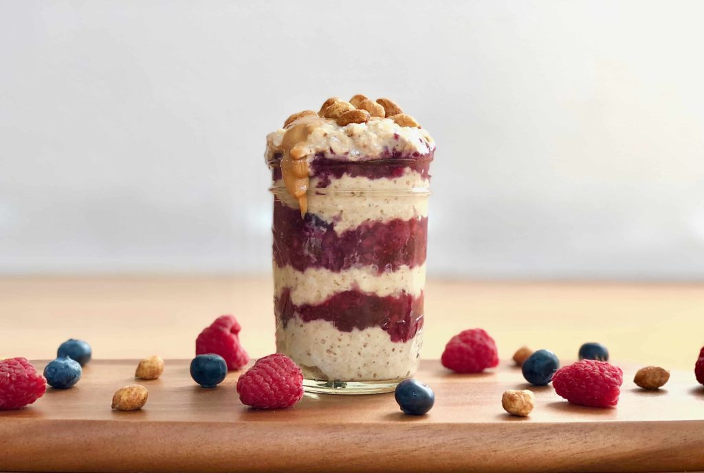 Trying to figure out what to eat for breakfast in the morning? This Peanut Butter and Berry Jam Overnight Oats makes a delicious on-the-go breakfast. Plus, it's packed with protein and contains no added sugar! #mealprep #noaddedsugar #healthybreakfast #CheerfulChoices
