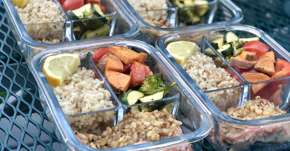 Ever feel like life is too busy to cook anymore? Make life easy with this Salmon and Chicken Meal Prep that makes 8 different meals in under 1 hour!