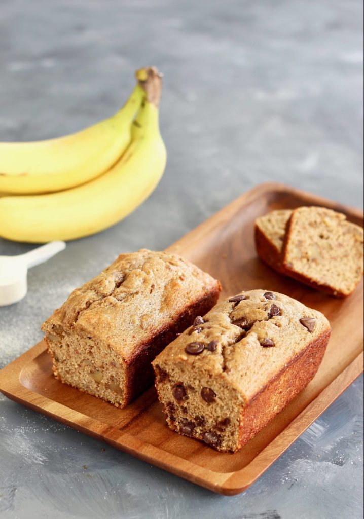 High Protein Banana Bread is a healthier twist on the classic loaf–including whole grains, collagen peptides, and no added sugar! This loaf is naturally sweetened from ripe bananas and dates. #ProteinRecipes #BananaBread #Collagen #BrownBananas #HealthyRecipes