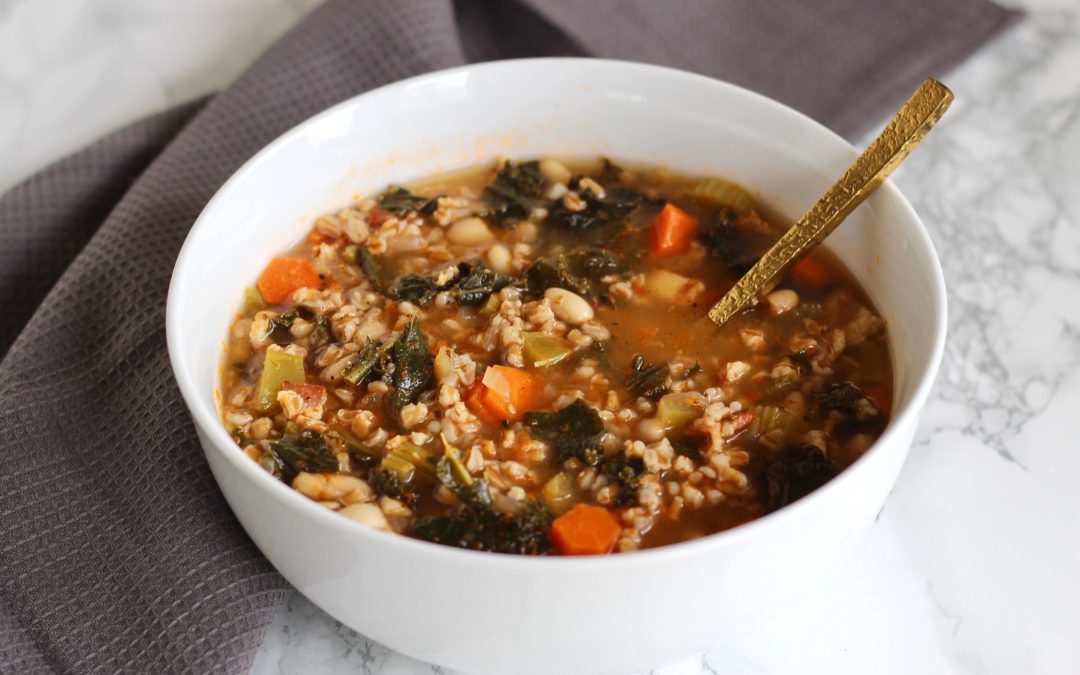 One Pot Tuscan Farro Soup with White Beans and Kale