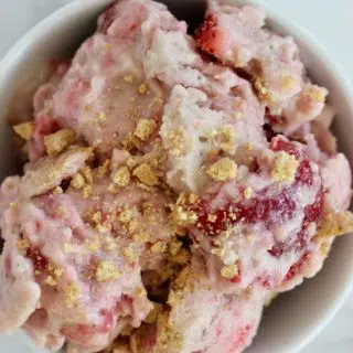 Strawberry Cheesecake “Nice” Cream 1 scaled