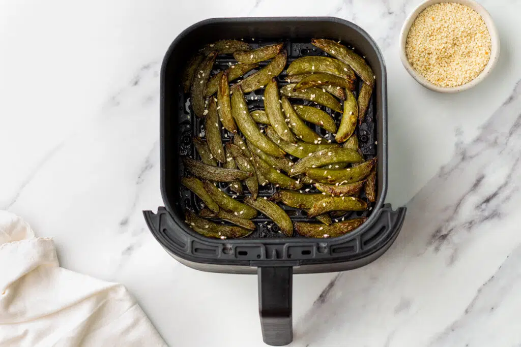 Air fryer snap peas in basket