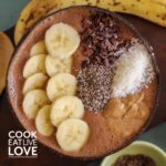 banana cacao smoothie bowl square