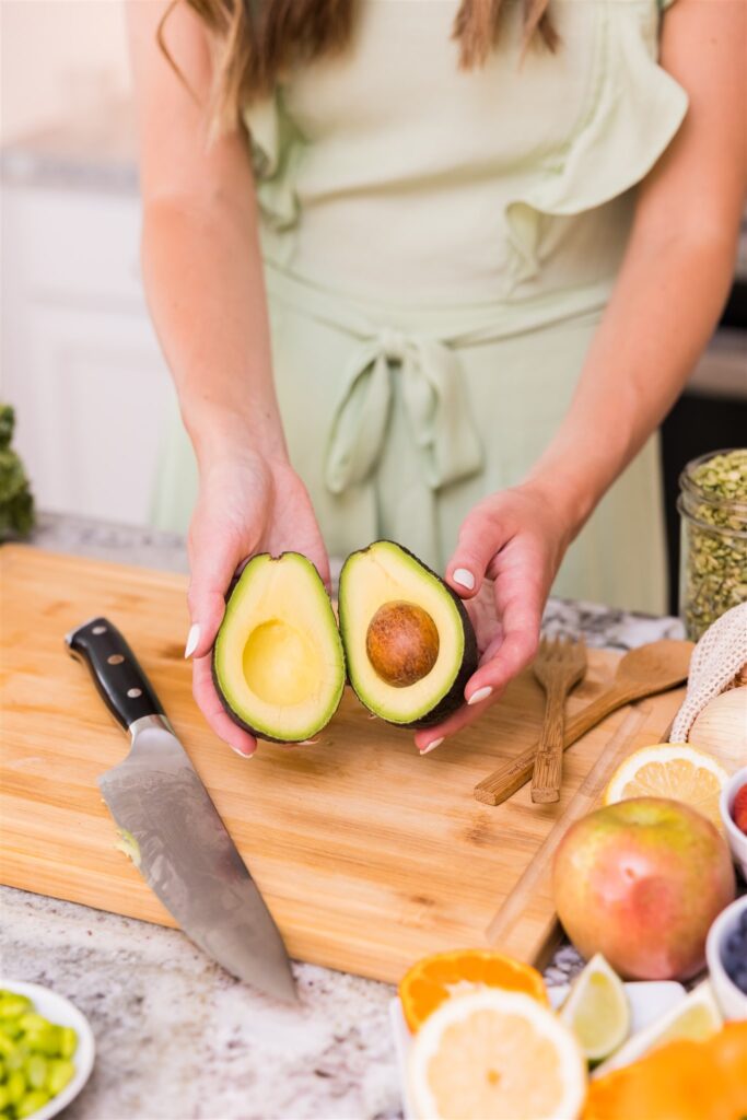 Cutting avocado halves
