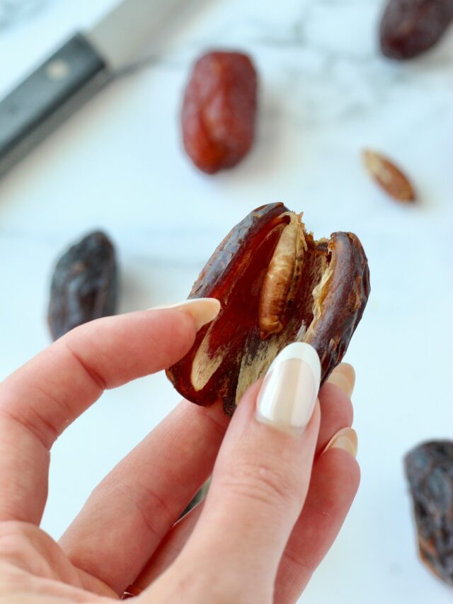 How to Pit Dates Cheerful Choices