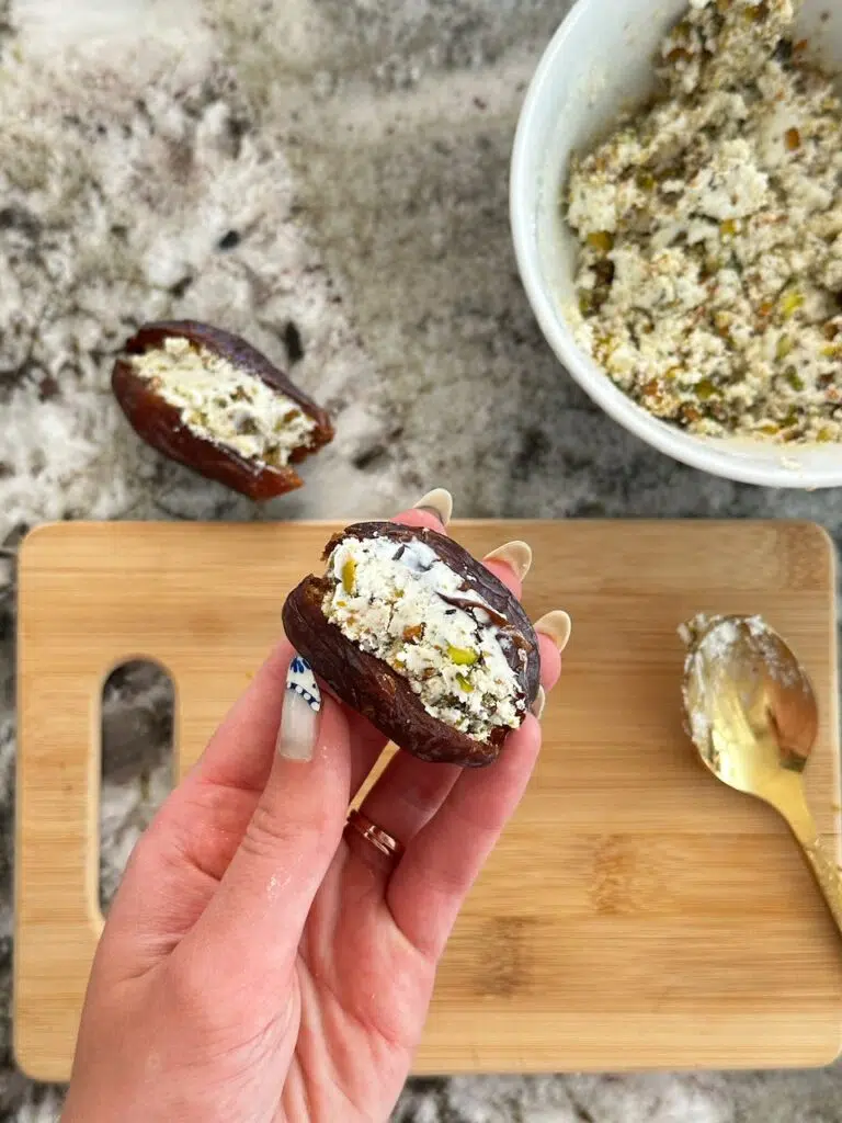 How to make goat cheese stuffed dates