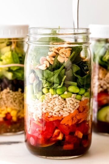 Mason Jar Salad Featured Image