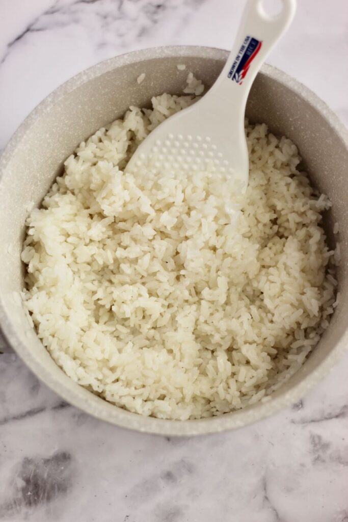 Cooked Calrose rice in pot