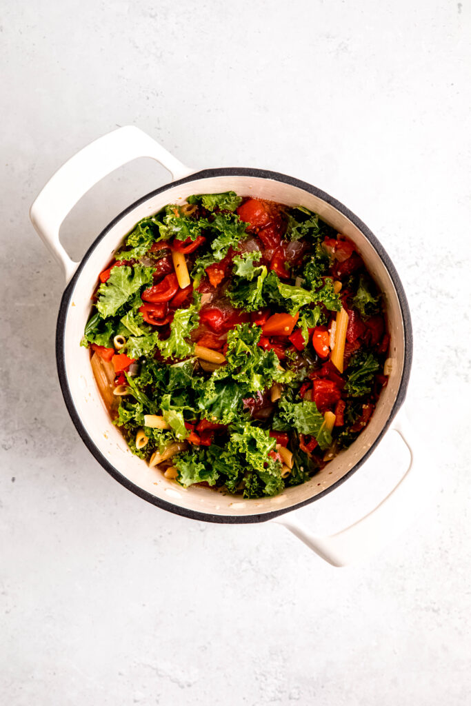 One pot chickpea pasta with kale