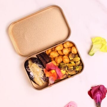 Snacking Tin 7